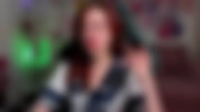 Chat +18 de FreyaVey ao vivo