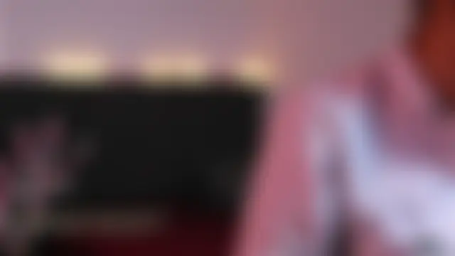 kathieandpovcock1's Live XXX Chat