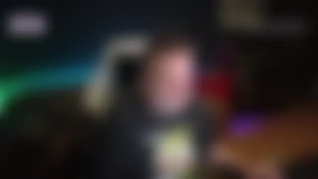 SwissDadbod webkamerás műsora