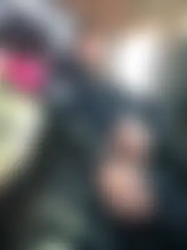 Beardedtattood élő XXX-chatje