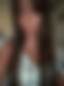 MegannHills' Live XXX Chat