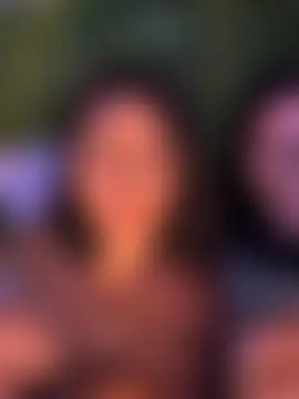 Alice_surprise Show in webcam