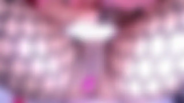 salomecastro_: δωμάτιο απευθείας συνομιλίας