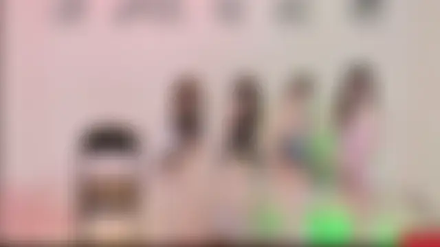 TNT-Sister Show in webcam