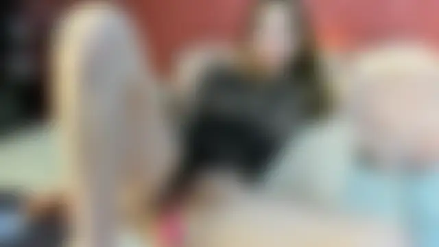 SlyFoxTales_'s Live XXX Chat