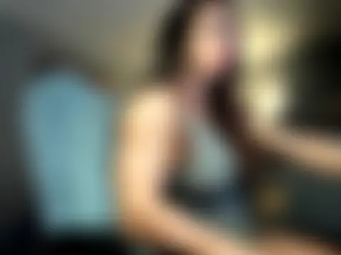 Alesyamuscledoll@xh's Live XXX Chat