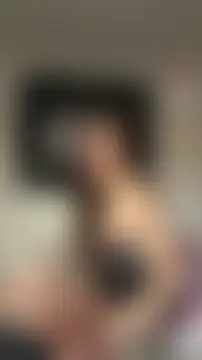 DavinaRay's Webcam Show