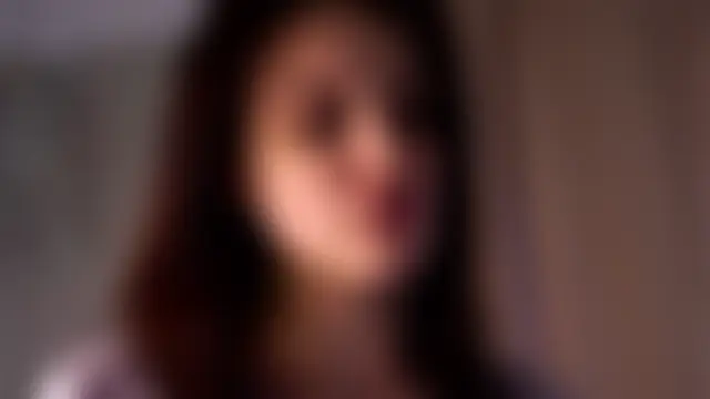 EffieHenri's Live XXX Chat