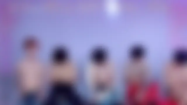 NTN-lucky: διαδικτυακό σόου στην κάμερα