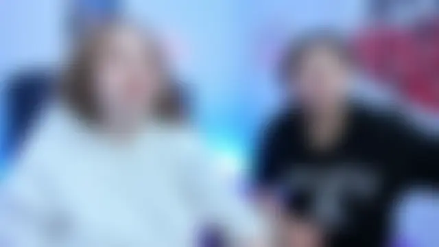 valeria_and_zoe's Webcam Show