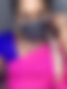 Tamil_flowergril – Naživo chatovacia miestnosť