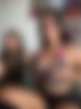 PamelaFtMia: απευθείας συνομιλία ΧΧΧ