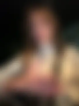 Seks show uživo modela -AngelAri- na kameri