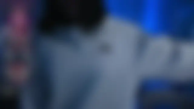 ela_petit Chat XXX in diretta