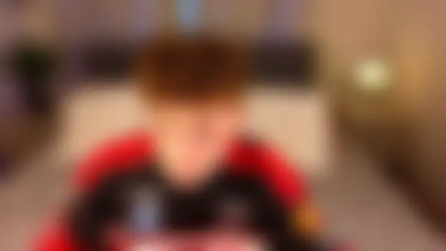 crisp1n Show in webcam