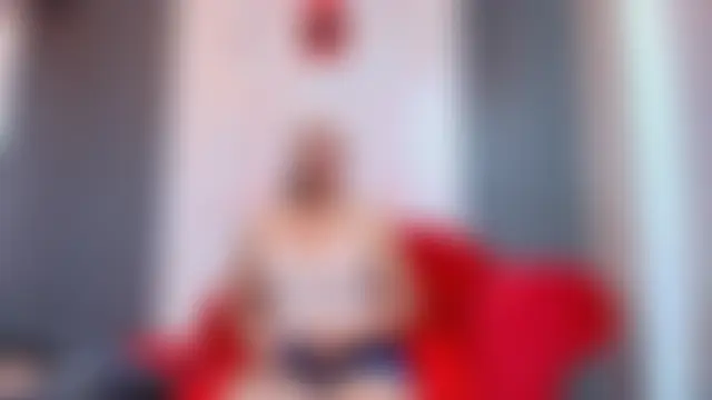 Helenna_Rose Adlı Modelin Canlı Sohbet Odası