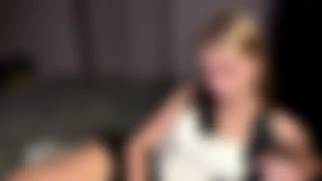 JeneeEady's Live XXX Chat