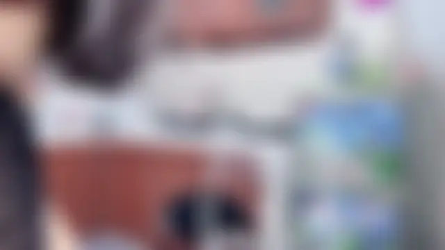 LyLy_Office Webcam-Show