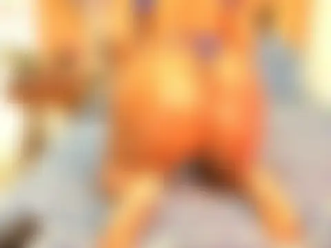 Phòng Chat Trực Tiếp GiantBootyMilf