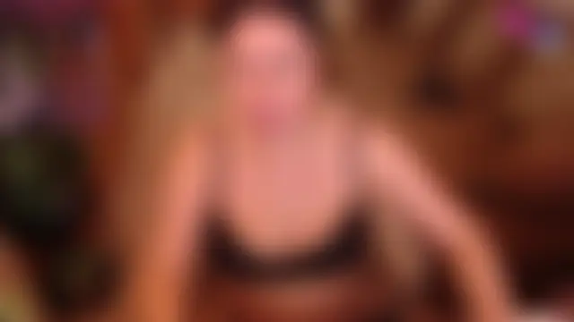 LauraClarck 即時聊天室