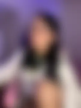 Emily-14's Live XXX Chat