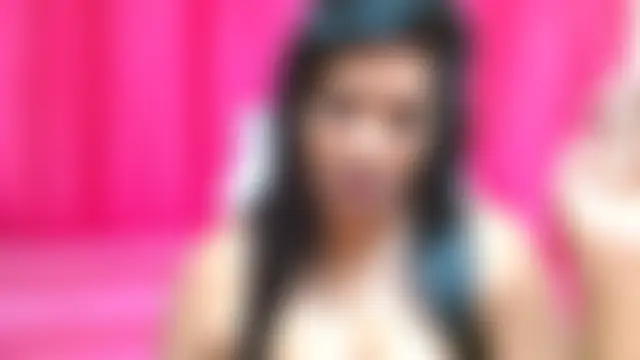 INDIANFUSION Adlı Modelin Canlı XXX Sohbeti