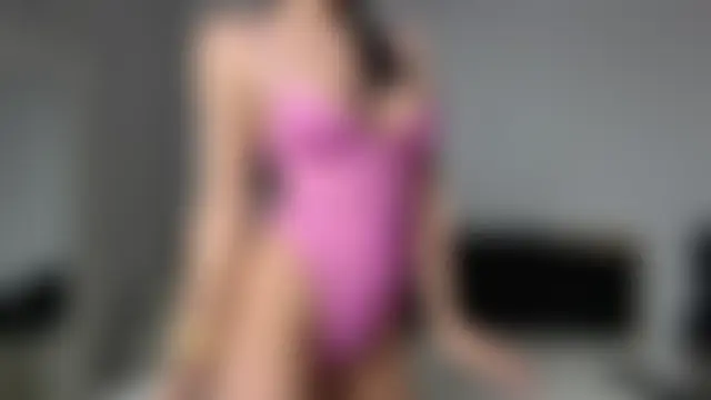 Layla23a: онлайн-секс-чат