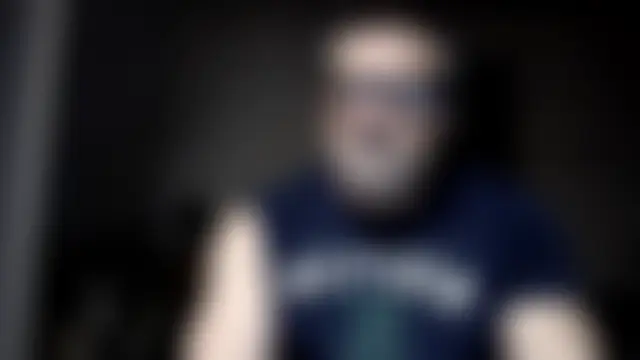 Pokazy przed kamerką – Mauro7788