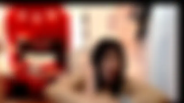 Sarah_teiku élő XXX-chatje