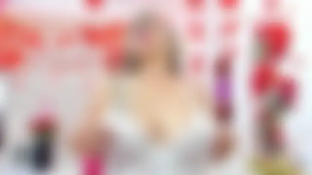 Celeste_Lincon's Webcam Show