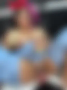 Sembang XXX Secara Langsung halana_squirts