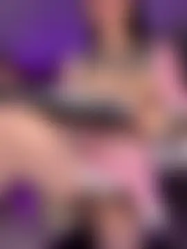 emma_rouse69's Webcam Show