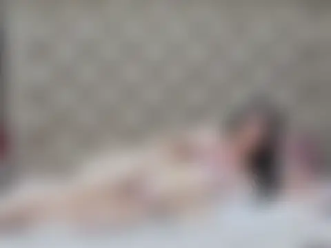 JasmineJenner Adlı Modelin Canlı Sohbet Odası