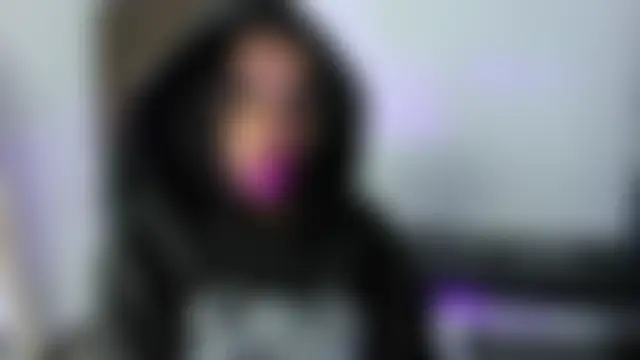 Jasmin_Skinny – Naživo chatovacia miestnosť