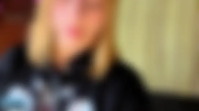 แชท XXX สดของ nena_cupcake_