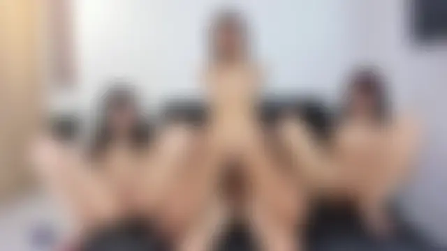 little_dolls11's Webcam Show