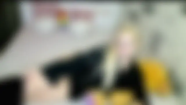 Sembang XXX Secara Langsung lovely-eyes