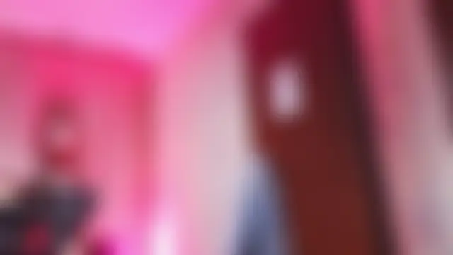 LucyLextonX's Live XXX Chat