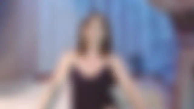 julia_renard's Webcam Show