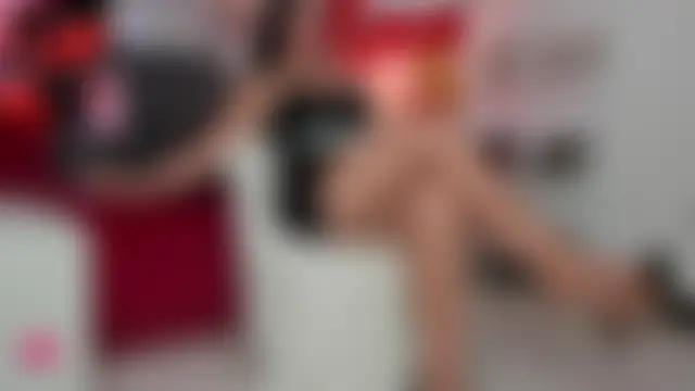 LoverLauren2's Live XXX Chat