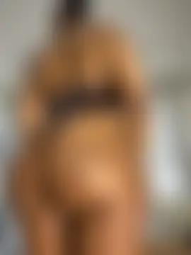 Mercedes_555's Webcam Show