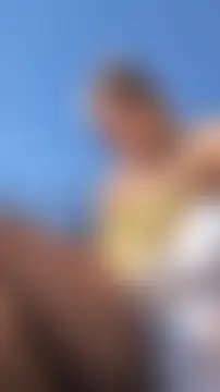 Risky_julia2330's Live XXX Chat