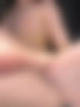 Queen_Sof1a's Live XXX Chat