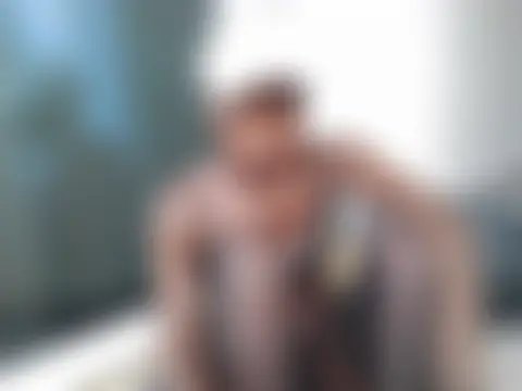 petiteebony_81 Adlı Modelin Web Kamerası Şovu