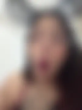 AshleyWinslow's Live Chat Room