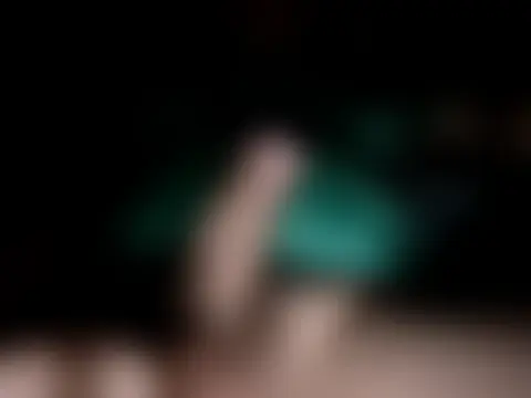 Elkisssiu: διαδικτυακό σόου στην κάμερα