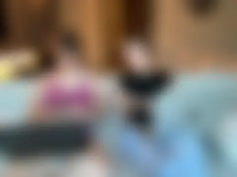 Nura_n_Sarahのウェブカメラショー