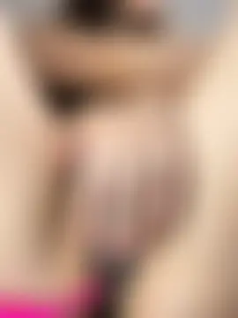 LaraVoosh's Live XXX Chat