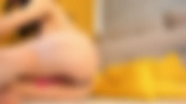 IreneHabibi's Live Sex Cam Show