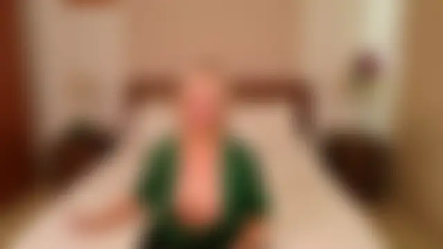 aussieblondemilf Show in webcam